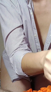 น้องสาวเลี้ยงบุญธรรมจากเกาหลีรู้วิธีเอาใจผู้ชาย