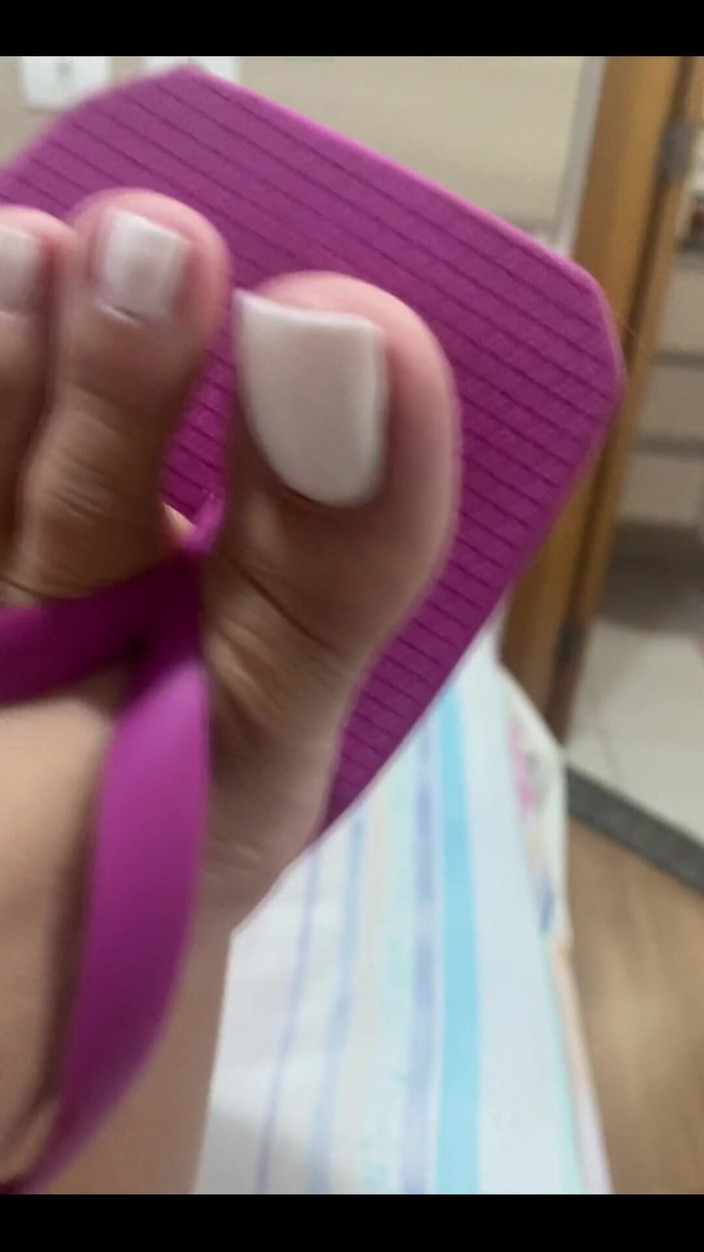 KiffaFeet: Добраніч, мої любителі ніг