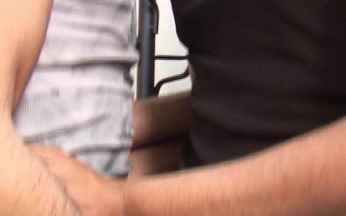 SEXUAL SIN GAY: हॉट छात्र दृश्य-3 डॉक्टर परीक्षा की मेज पर मरीज को चोद रहे हैं