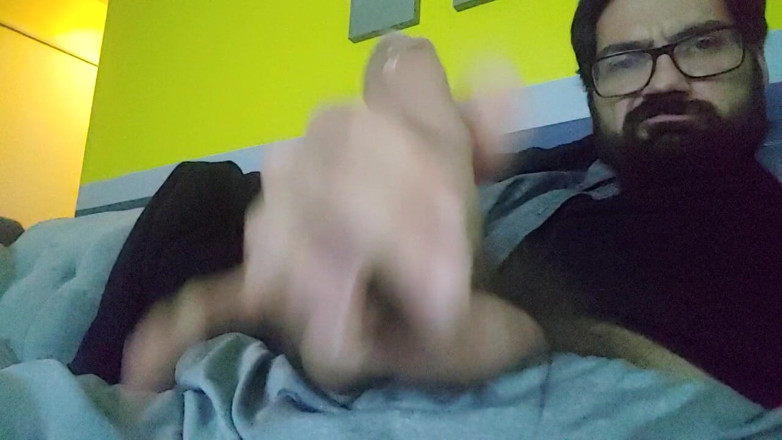 Wolf cock: Утренняя мастурбация