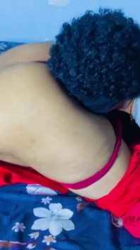 Eerste keer vrouw grote pik hard neuken op zijn hondjes volledig genieten Hindi-audio