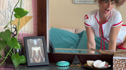 VibeWithMommy: Мачеха медсестра приходит на дому во время воссоединения