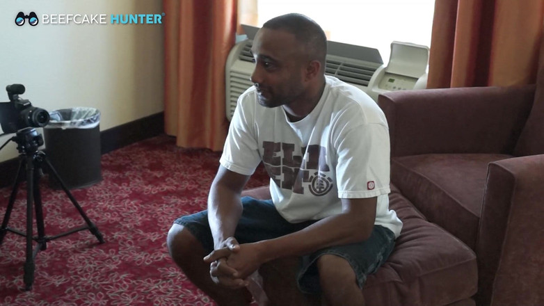 Beefcake Hunter: バスティアンのダブルショット