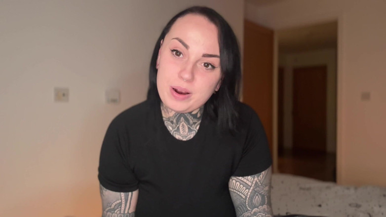 Miss Valentina: Neetická finanční dominance