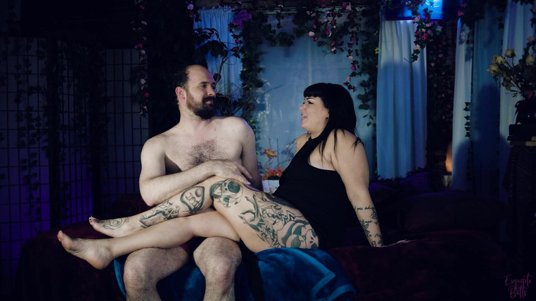 Exquisite Butts: Just Interviews - Cece Larue e Jacob Style - Spooky Girls Do...