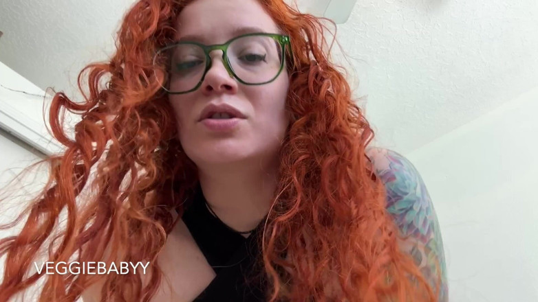 Veggiebabyy: Punizione ruvida infilzamento e allevamento per le mutandine che annusa...
