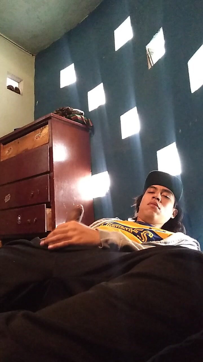 AlexAlejandro13: Disperato per un