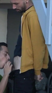 Ein sexy junger latino-twink wird im freien von jimy Fix gefickt