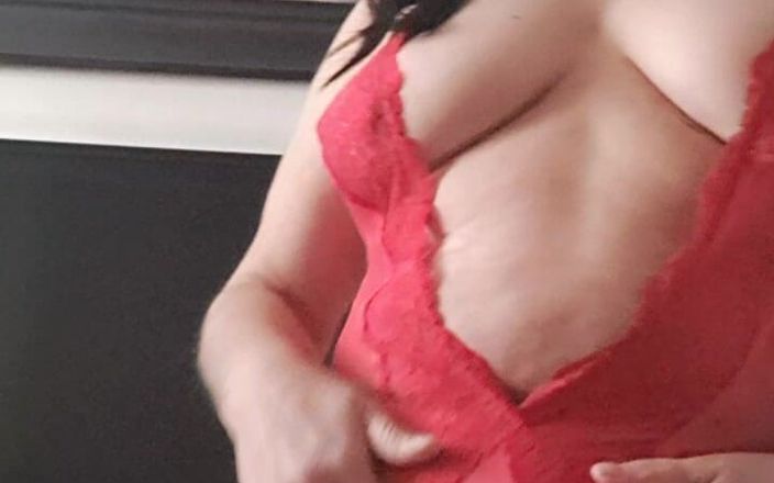 Mommy big hairy pussy: Untuk pacarku dengan lingerie merah