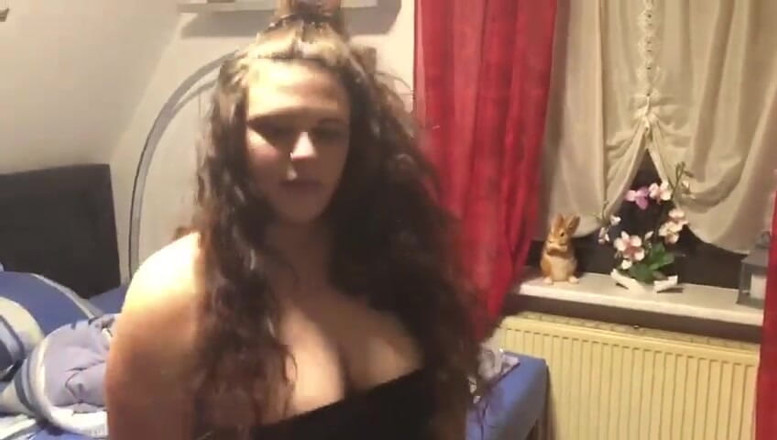 AmateurBBW: X 박스 컨트롤러로 나를 따먹어