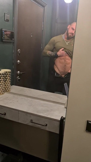 Valdemar Santana: Svalnatý chlap tě svléká a svádí