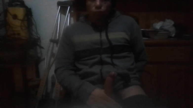 PablitaGatita: セクシーな男!ホットボーイは乳を全部取り出します!