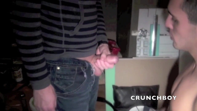 Crunch Boy: 섹시한 금발 카메론 프로스트에게 따먹히는 Adriana