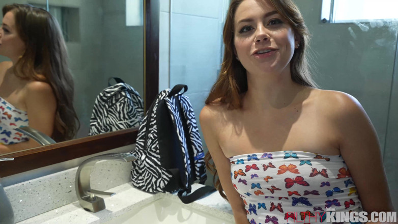 Filthy Kings: Selena Spreads Open