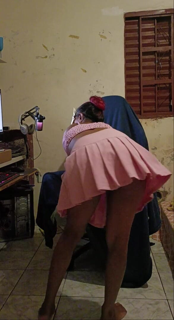 Casal Magrin: Pelucutan rambut coklat kurus panas
