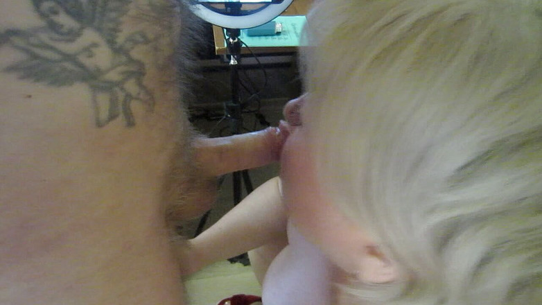 Zona901: Любит пососать мой член и получить порцию спермы в ее рот