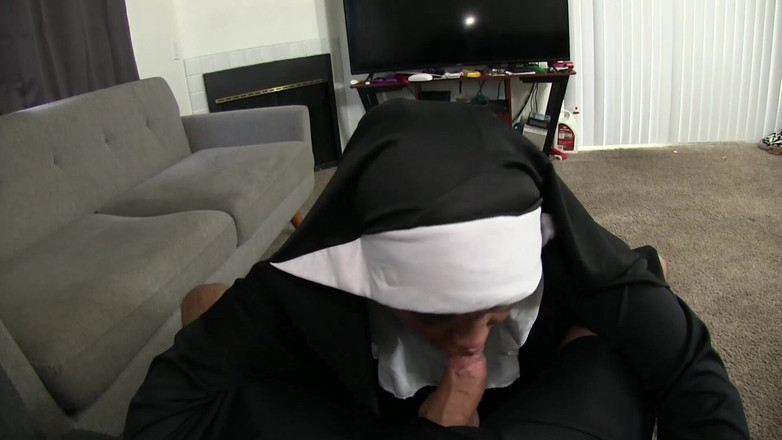 Evangelines Fetish: 的修女吮吸邪恶