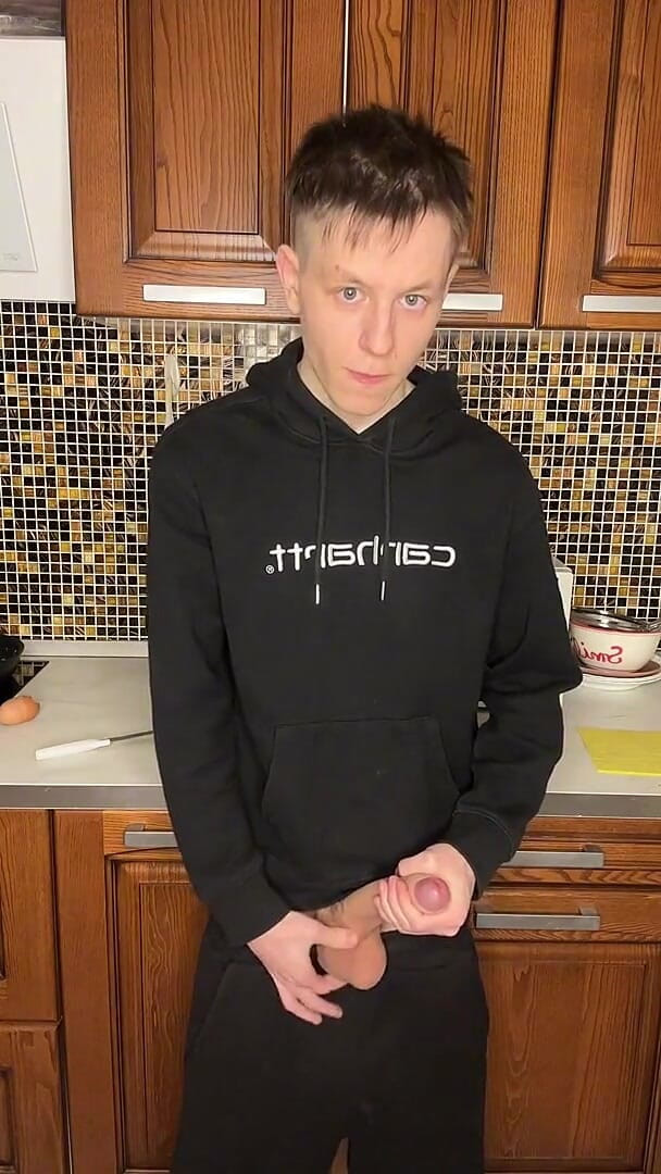 Horny Twink's Big Dick Jerk Session (Evgeny Twink) Horny Twink's Big Dick Jerk Session (Evgeny Twink)