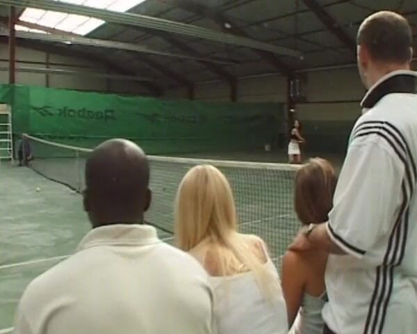 Videos Francaises: Jucători de tenis francezi de top futute tare în orgie anală...