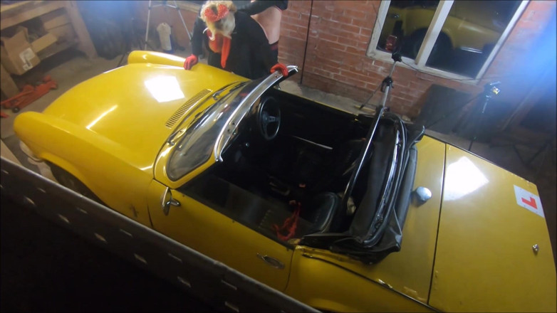 Camilla Creampie: Hinter den kulissen eines retro-autos