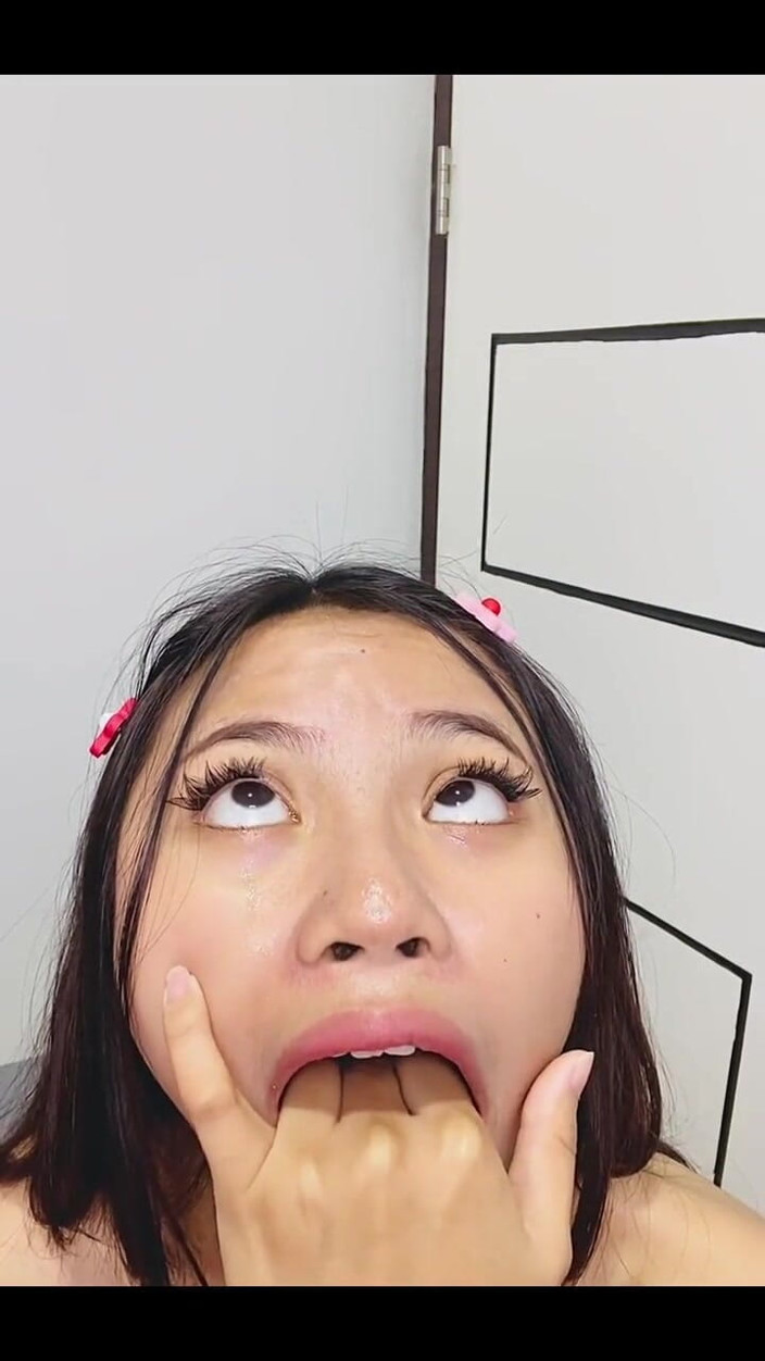 Cherrryblisss: Cute Girl