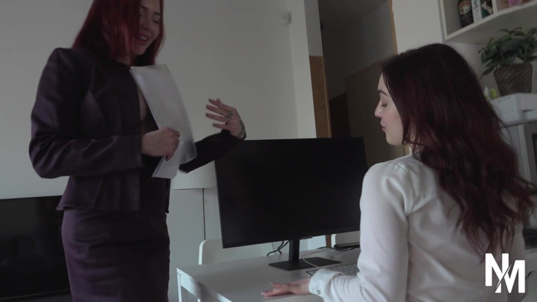 Nikky Thorne: Two Curvy Redhead Chicks Getting Naughty at Work