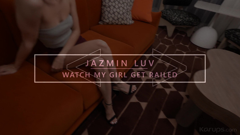 Karups Hometown Amateurs: Šukej moji přítelkyni, zatímco se dívám! Drobná blondýnka je drsně...