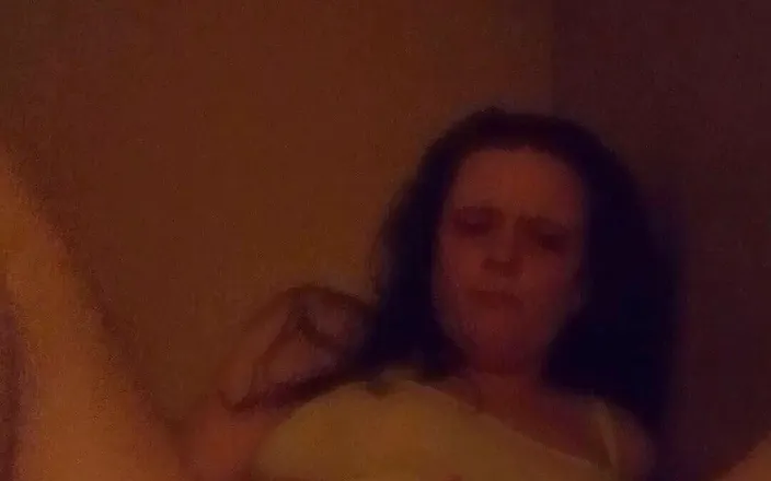 BrattyBritt420: Solo playtime teaser