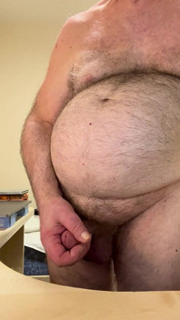 Trainer Karl Strokes Für Einen Wilden Fan [6769]