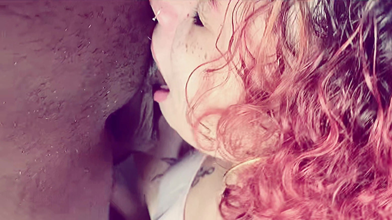 YoungStarBrazy: Mooie roodharige latina milf laat me haar in haar kont...