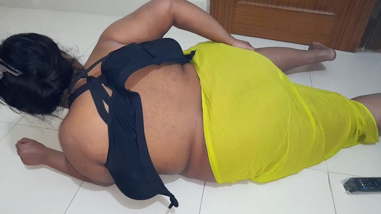 Aria Mia: Stiefbruster fickte seine sexy stiefschwester, als ihr ehemann nicht zu...