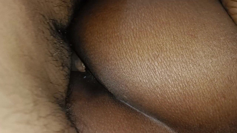 Desi Chamiya: Mengongkek isteri desi saya pada waktu malam