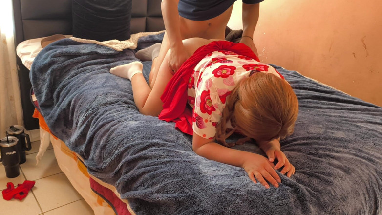 Moo DBOXXX: 내 자지를 따먹지 마라, 더 세게 쑤셔주세요! 나는 미시 Cholita와 섹스해