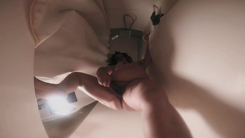 SexyNEBBW: सेक्सी खूबसूरत विशालकाय महिला मलाईदार और गीला बाथटब