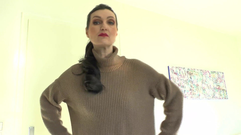 Lady Victoria Valente: Stříkni na můj svetr! Lady Victoria Valente v tlustém roláku