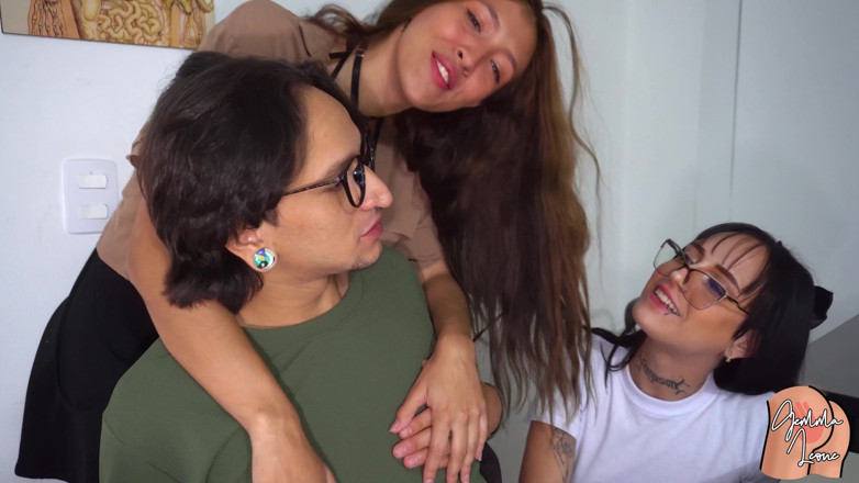 Gemma Leone: Este nerd precisa aprender uma lição de biologia de nós