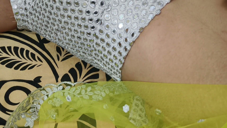 CloudyPush59: Anu Aunty with Stranger