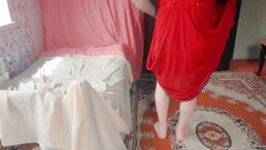 Kitty_Cross: Si cantik trans lagi asik muasin memeknya pakai teh di...