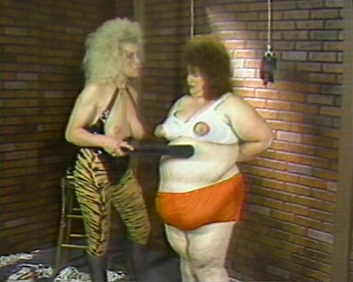 Bdsm Extreme Fantasy: Mokrá kundička Připravena na pánovo péro 1