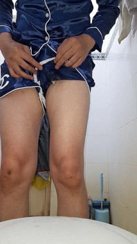 Satin pajama bắn tinh lộn xộn