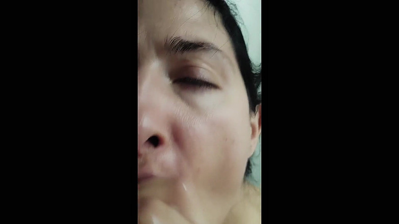 DedeDeville: Mein erstes porno-video auf dem college, ich bin 19 jahre alt...