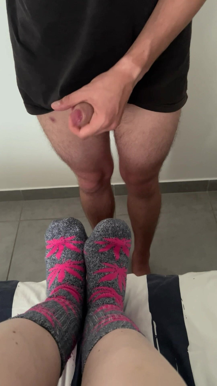 Frenchsockjob: 私の靴下は新しい義理の兄弟です!!