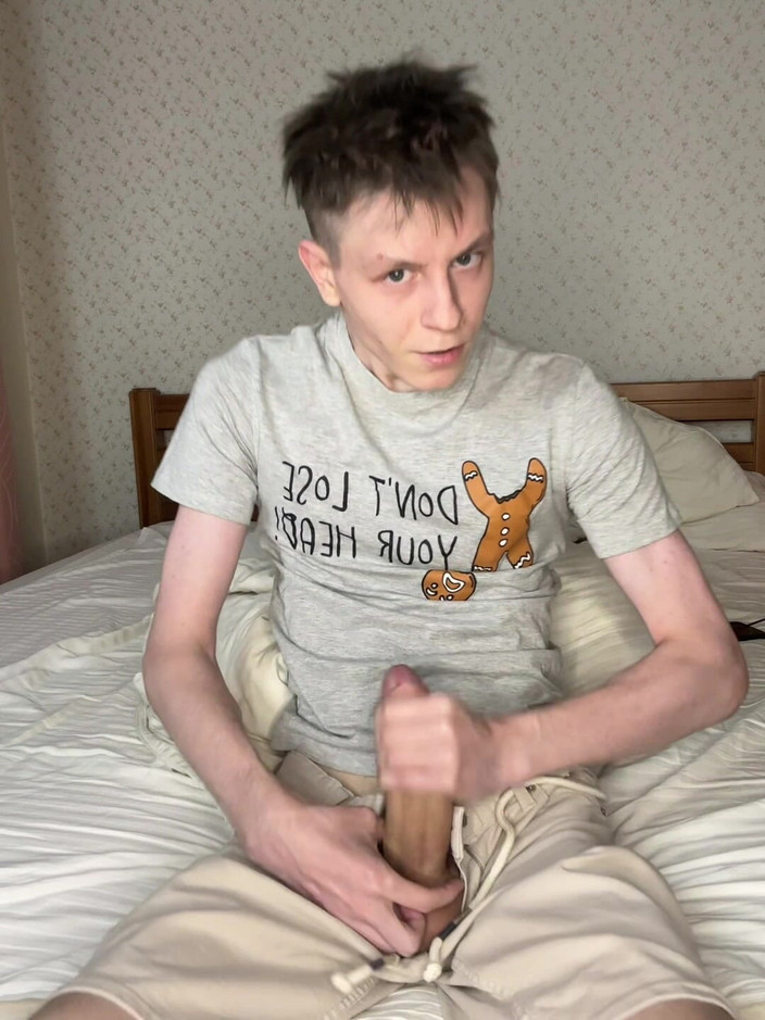 Morflot24: 3日間の禁欲がトゥインクベッドの洪水で終わる