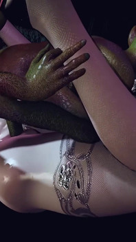 3Dぽっちゃり系アジア人熟女がモンスターと初めての3Pセックスをする