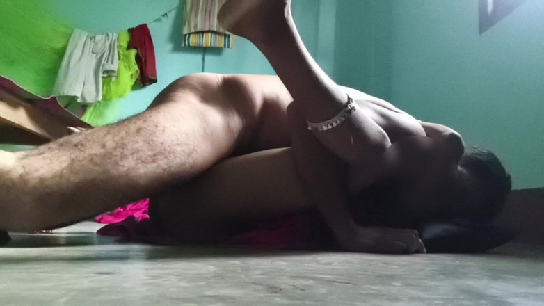 Pumi: Choti Bhabi Ke Sath Chuday Video Banaya
