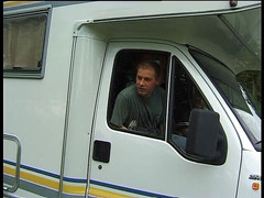 Lucky Cooch: Bušení jejích sladkých dírek v autě a venku