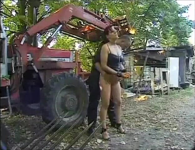 House of lords and mistresses in the spanking zone: Dziewczyny biczowane i woskowane przez swoich mistrzów - 2 sceny w 1