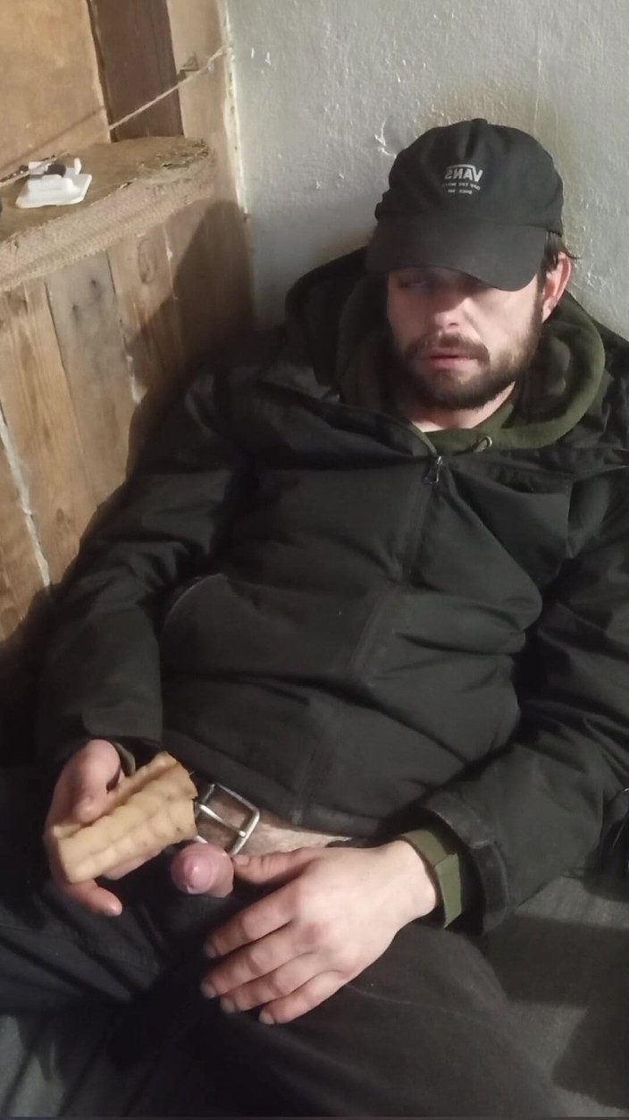 jerkofflover: Интенсивный оргазм после двух дней погони