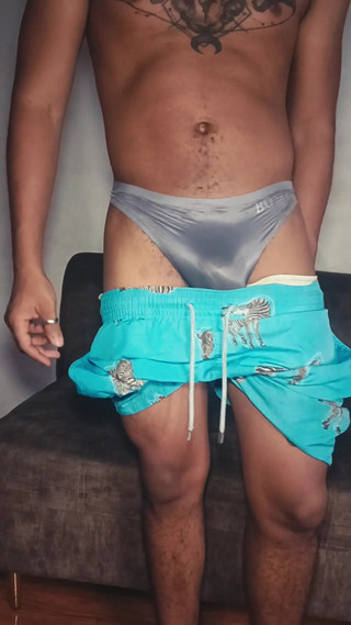 Foxxx_paulo: Lelaki muda tiba di rumahnya untuk melancap dan jari sebelum...