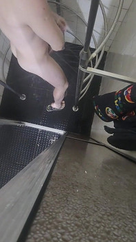 Celé tělo naplněné vodními jetsy senzační horní pohled parní skotská sprcha